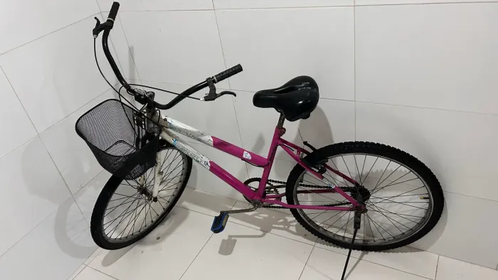 Bicicleta com cestinha