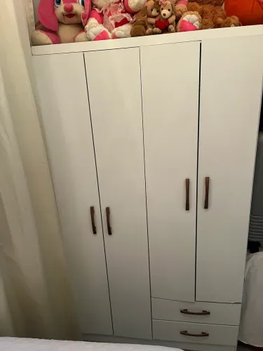 Guarda roupas solteiro branco