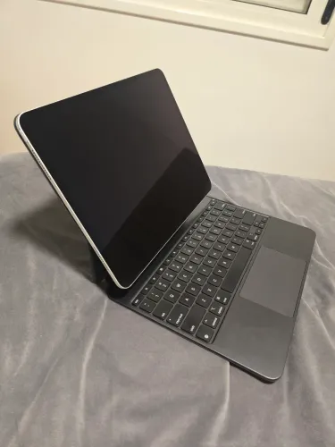Ipad Pro M5 13" 512gb Silver + Teclado Magic