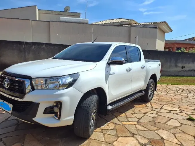 Toyota Hilux CD SRV 4X4 2.8 TDI Diesel Aut. 2020