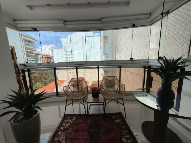 *BS Imobiliária aluga | Apartamento sofisticado, 2 suítes, andar alto e lazer completo**