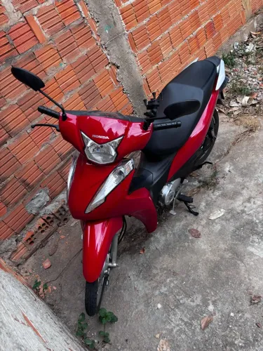 Honda Biz 110i 2024 Quitada