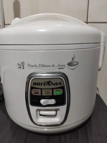 Panela elétrica Britânia