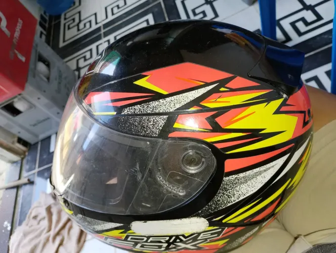 Capacete