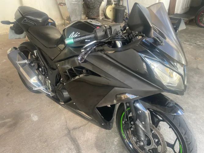 Moto Kawasaki,