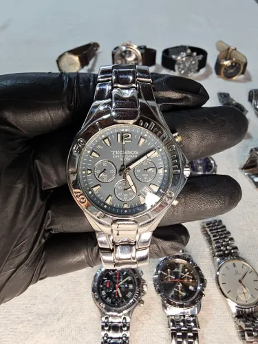 Relogio technos chronografo lindo
