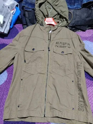 Blusa com Zíper Calvin Klein com Capuz