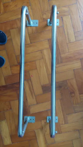 Araras de aço inox até 30kg