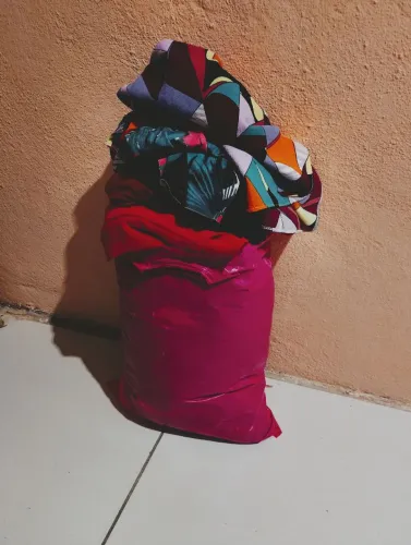Roupas para bazar