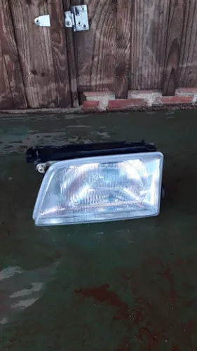Farol lado esquerdo monza 