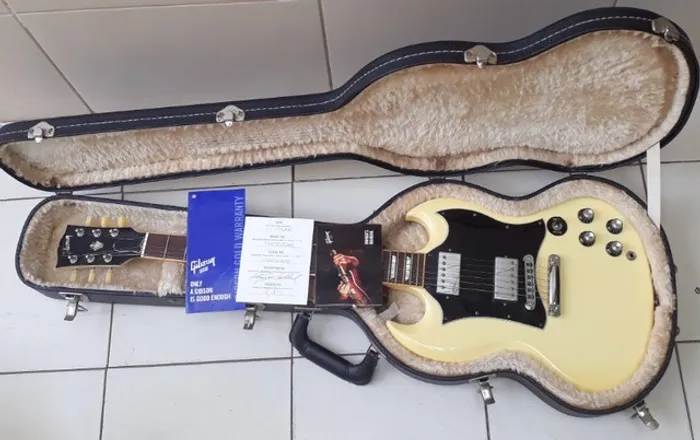 Guitarra Gibson SG Standard Cream - Limited Edition 2011