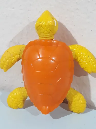 Tartaruga marinha antiga da coleção Mcdonalds de 2000