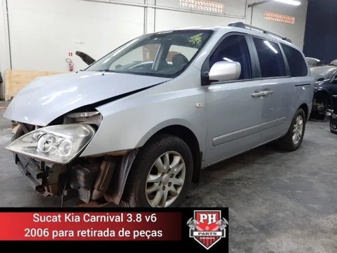 Sucata Kia Carnival 3.8 2006 para retirada de peças