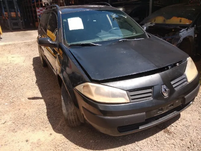 Sucata para retirda de peças Renault Megane Grand tour 1.6 2011