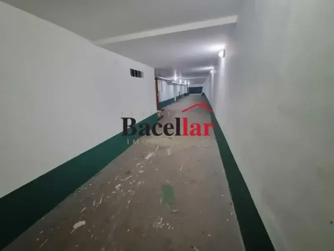 Prédio - / Comercial / Botafogo