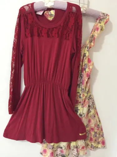 2 Vestidos Lindos e Novos_Tam. 10
