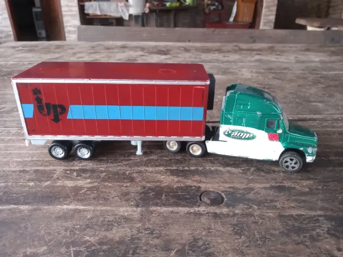 Miniatura carreta 