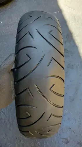 Pneu usado Pirelli Sport Demon 140/70-17 (riscado)