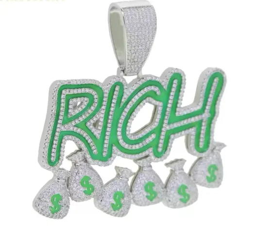 Pingente Rich + corda de aço