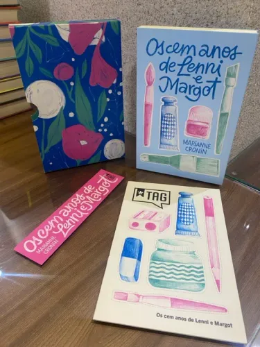 Livro Os cem anos de Lenni e Margot Club TAG