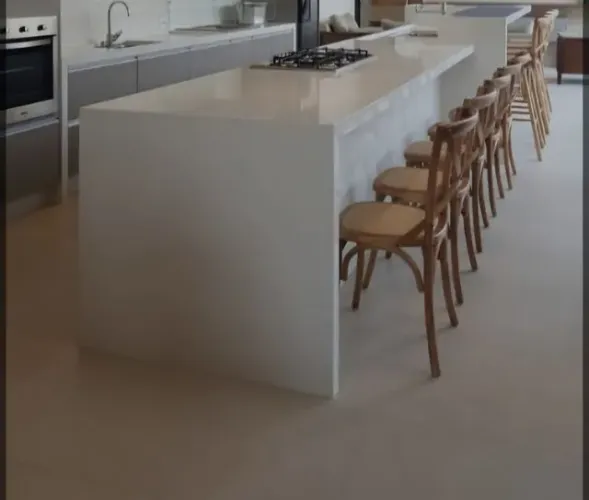 PORCELANATO ELIANE MUNARI MARFIM AC 90x90cm