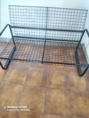 Conjunto de sofá, cadeiras em aramado de ferro cor preta