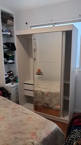carreto e montagem de guarda roupas ...???m..bbb