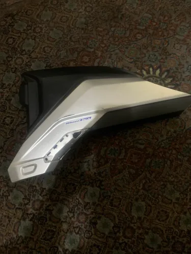 Carenagem tampa lateral Direita  Yamaha Fazer Fz25 