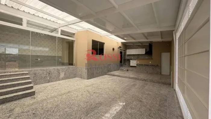 Casa com 3 dormitórios para locação residencial ou comercial, bairro Vila Aparecida - Rio 