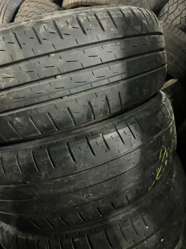 Pneu 215/65/16 Carrier  80 % Vida util