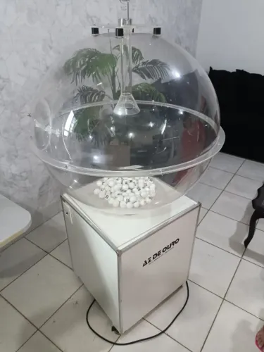 Globo de apostas de 50 az de ouro 