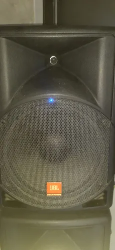Vendo caixas de som JBL