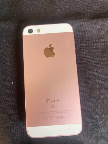 iPhone SE retirada de peças 