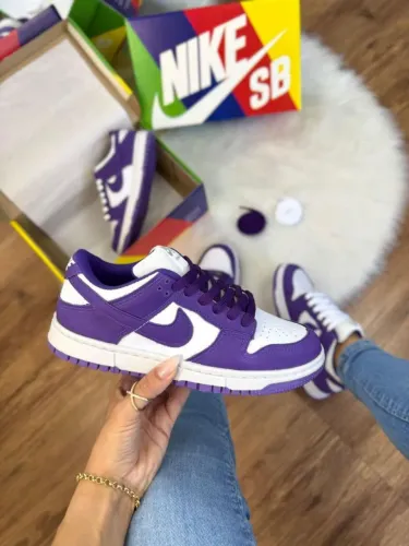 Nike Dunk Low SB - Roxo e Branco