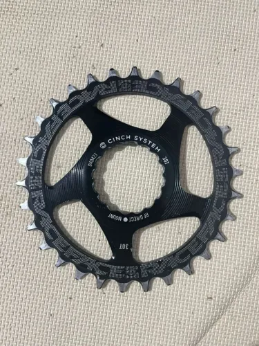 Coroa Race face cinch direct mount 30t