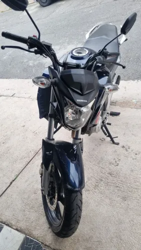 Moto muito nova 