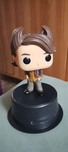 Funko pop Chandler friends