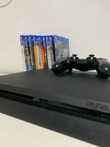 PlayStation 4 Slim /1Tb / CONTROLE ORIGINAL/11 JOGOS