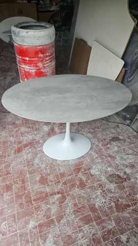 Fabricamos mesa saarinen tulipa + tampo oval 1.20x0.80 mdf cimento queimado