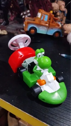 Carro Yoshi - Mário Bros