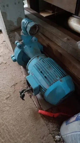 Motor bomba d'água industrial Valor pra retirada!
