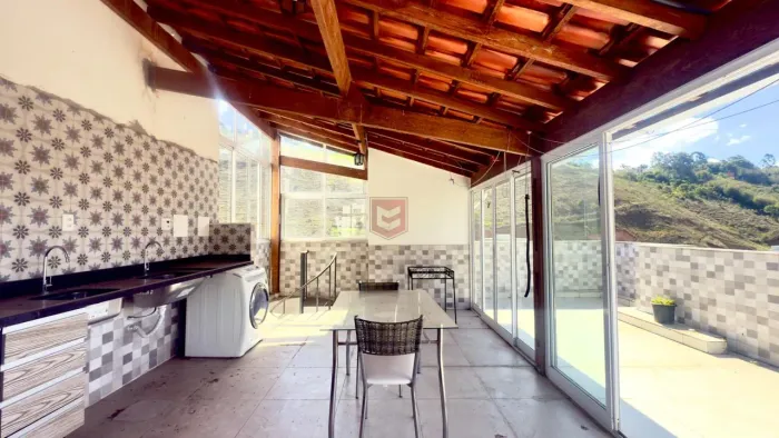 Cobertura 2 Quartos no Marilândia