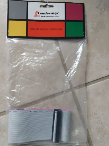 Cabo SCSI 50 vias 850mm para periféricos