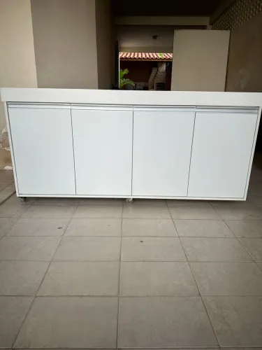 Balcão expositor de guloseimas para açaí 