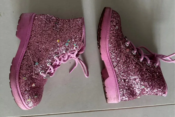 70,00 Bota rosa Glitter molekinha