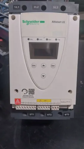 Soft start Controle de Motor Schneider Altistart 22