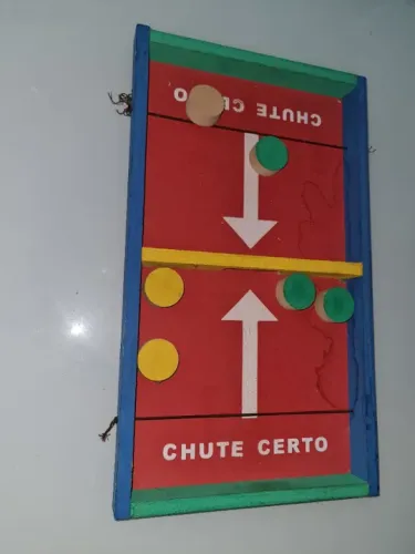 Brinquedo educativos de madeira / mdf CHUTE CERTO