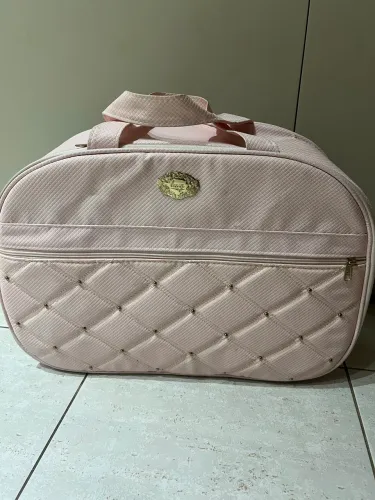 Mala maternidade menina