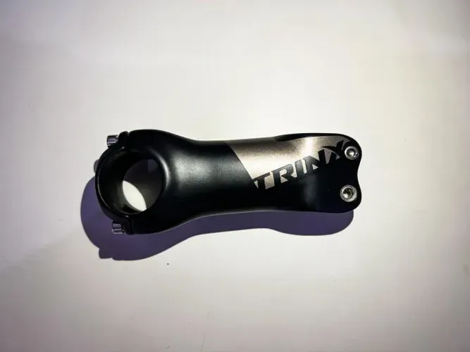 SUPORTE DE GUIDÃO TRINX DE CARBONO