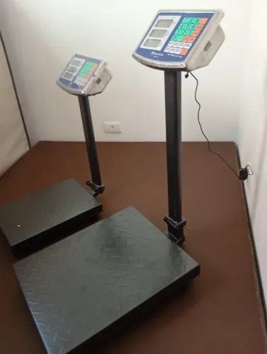 Balança Digital Bivolt 300 Kg Garantia para seub ferro velho para seu mercado